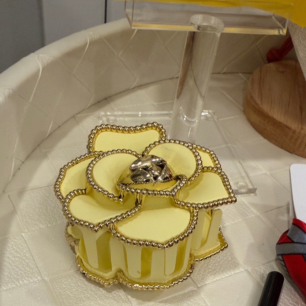 13 Piece Exquisite Bundle NWT - image 4